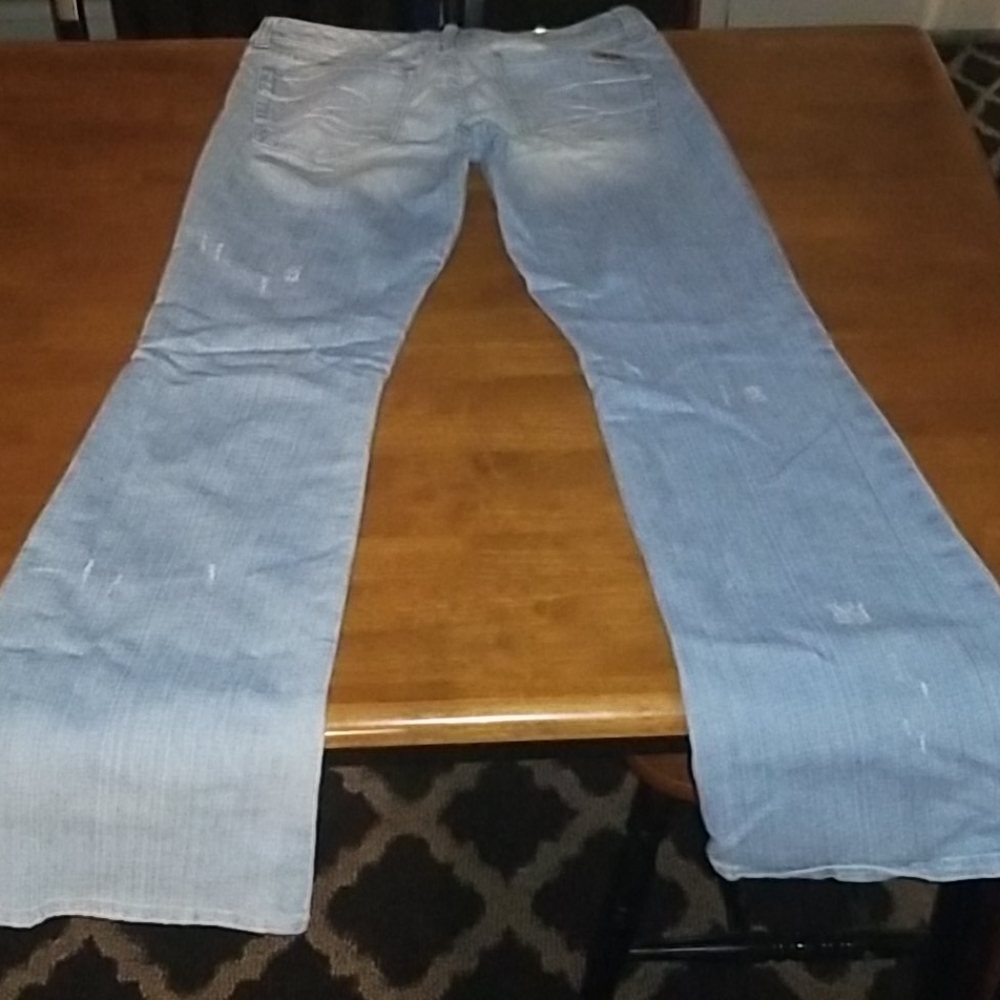 Jeans - Picture 2 of 4